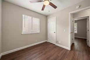 4904 Gnarled Oak Cove, Austin, TX 78744 - Photo 9