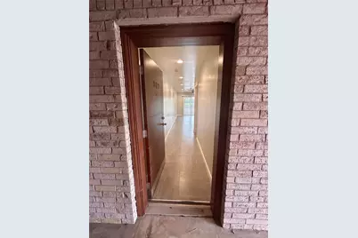901 E 40th Street #102, Austin, TX 78751 - Photo 13