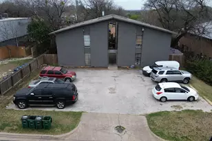 2220 Mission Hill Dr, Austin, TX 78741 - Photo 3