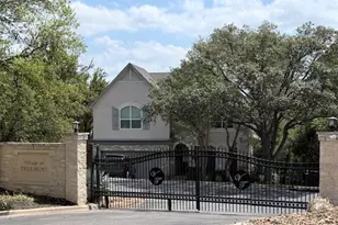 12 Treemont Dr, Austin, TX 78746 - Photo 3