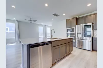 11417 Lago De Garda Drive, Austin, TX 78747 - Photo 15