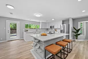 3305 Santa Monica Dr, Austin, TX 78741 - Photo 11