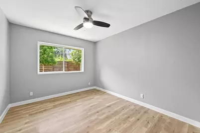 3305 Santa Monica Drive, Austin, TX 78741 - Photo 19