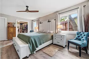 7039 Comanche Trail, Austin, TX 78732 - Photo 13