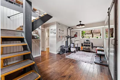 7039 Comanche Trail, Austin, TX 78732 - Photo 7