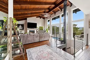 7039 Comanche Trail, Austin, TX 78732 - Photo 3