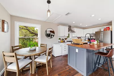 7039 Comanche Trail, Austin, TX 78732 - Photo 11