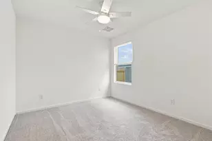 432 Jones Bch Ln, Jarrell, TX 76537 - Photo 5
