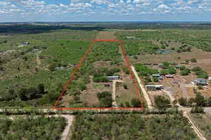 3301 Dry Creek Rd, Lockhart, TX 78644 - Photo 1