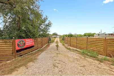 3301 Dry Creek Road, Lockhart, TX 78644 - Photo 3