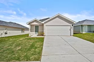405 Wild Goose Dr, Luling, TX 78648 - Photo 1