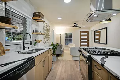 2406 Santa Maria Street, Austin, TX 78702 - Photo 15