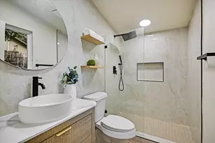 2406 Santa Maria St, Austin, TX 78702 - Photo 5