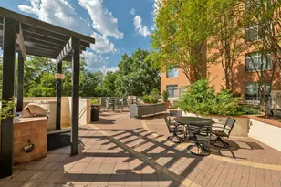 54 Rainey St, Austin, TX 78701 - Photo 35