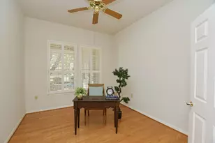 108 High Trail Dr, Georgetown, TX 78633 - Photo 9