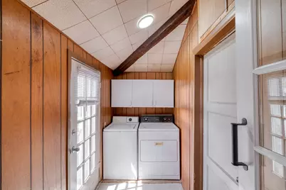 710 N Avenue H, Elgin, TX 78621 - Photo 19