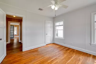 710 N Avenue H, Elgin, TX 78621 - Photo 15