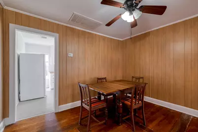 710 N Avenue H, Elgin, TX 78621 - Photo 9