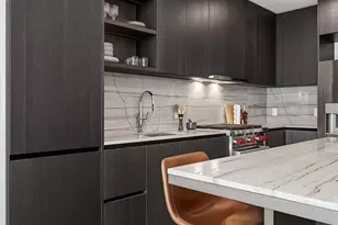 610 Davis St, Austin, TX 78701 - Photo 13