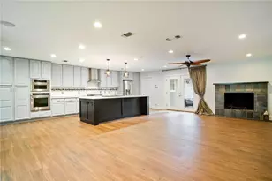 11911 Brookwood Rd, Austin, TX 78750 - Photo 7