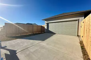 399 Porter Country Pkwy, Buda, TX 78610 - Photo 25