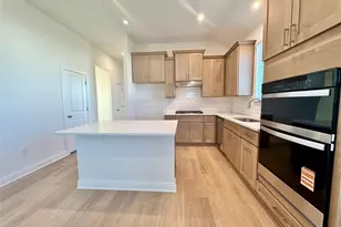 399 Porter Country Pkwy, Buda, TX 78610 - Photo 7