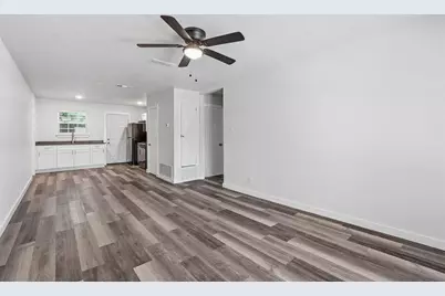 1911 Hearthside Drive #A, Austin, TX 78757 - Photo 3