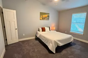 5704 Gloucester Ln, Austin, TX 78723 - Photo 11