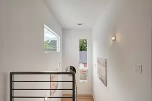 3008 E 14th 1/2 St, Austin, TX 78702 - Photo 25