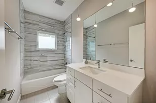3008 E 14th 1/2 St, Austin, TX 78702 - Photo 33