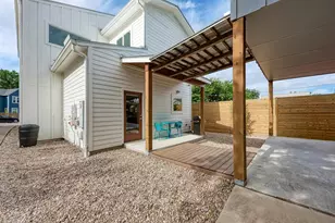 3008 E 14th 1/2 St, Austin, TX 78702 - Photo 37