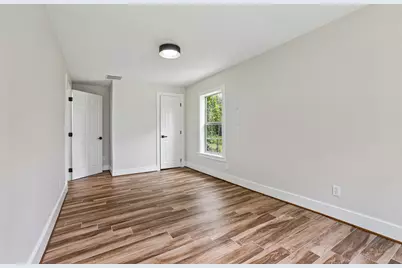 2089 Fm 1704, Elgin, TX 78621 - Photo 17