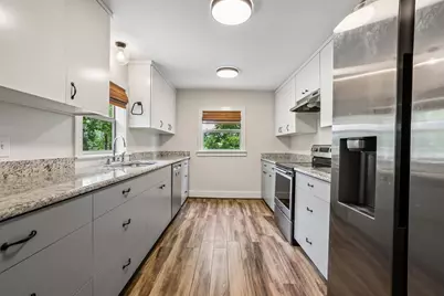2089 Fm 1704, Elgin, TX 78621 - Photo 9