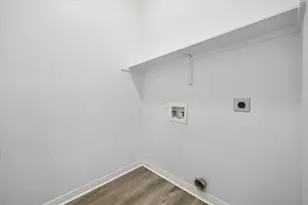 2101 Town Centre Dr, Round Rock, TX 78664 - Photo 9