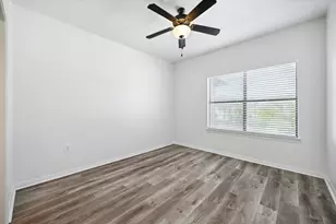 2101 Town Centre Dr, Round Rock, TX 78664 - Photo 11
