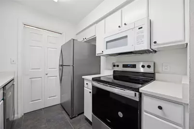501 W 26th Street #108, Austin, TX 78705 - Photo 17