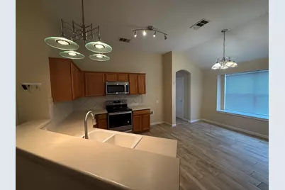 4009 Kerley Court, Hutto, TX 78634 - Photo 5