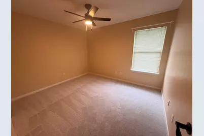 4009 Kerley Court, Hutto, TX 78634 - Photo 9