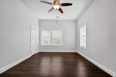 806 E 3rd Street, Georgetown, TX 78626 - Photo 7