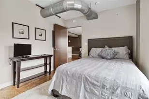 800 Brazos St, Austin, TX 78701 - Photo 15