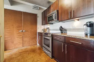 800 Brazos St, Austin, TX 78701 - Photo 9