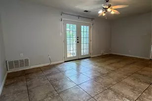 2303 Barton Village Cir, Austin, TX 78704 - Photo 5