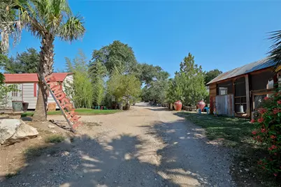 9114 290 W Highway, Austin, TX 78736 - Photo 25
