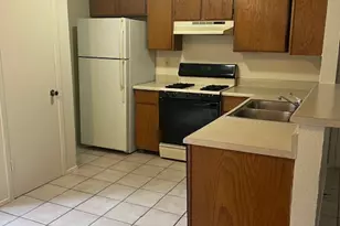 501 Hedgewood Dr, Georgetown, TX 78628 - Photo 5