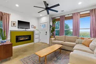 326 Tahitian Dr, Bastrop, TX 78602 - Photo 5