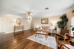 166 Kristen Dr, Kyle, TX 78640 - Photo 7