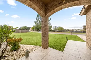 166 Kristen Dr, Kyle, TX 78640 - Photo 3