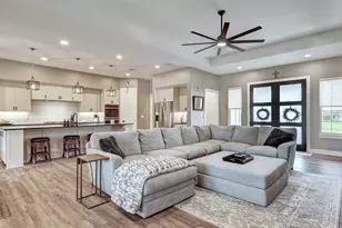 113 Crystal Ln, Georgetown, TX 78633 - Photo 11