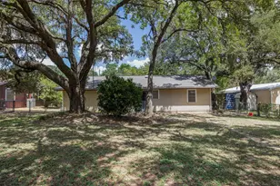 740 E Roitsch Ln, La Grange, TX 78945 - Photo 15