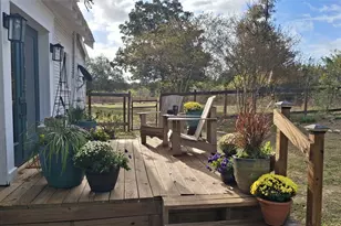 479 Mesquite Dr, Cedar Creek, TX 78612 - Photo 33